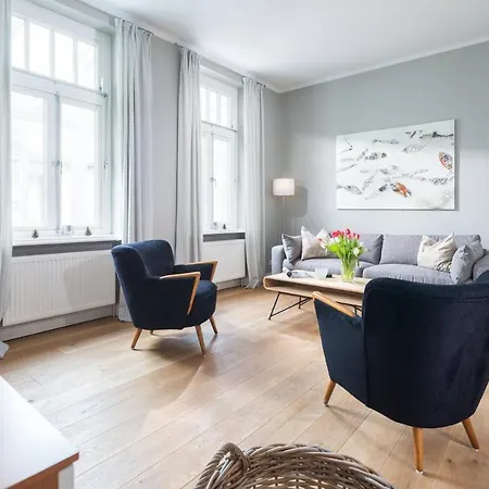 Kapitaenshaus 1935 Holiday home Norderney